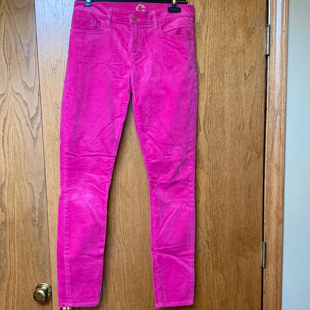 C. Wonder pink cords 27